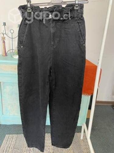 Abrigos, chaqueta y jeans