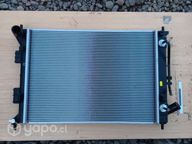 Radiador Hyundai Elantra 2010