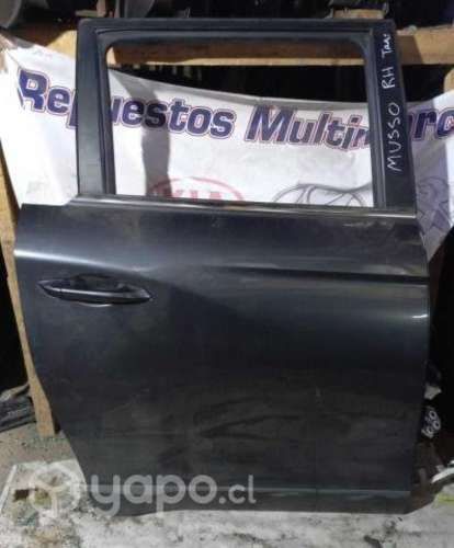 Puerta ssangyong Musso trasera derecha