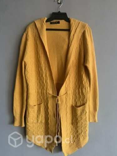 Chaleco, un básico en talla estándar (S).