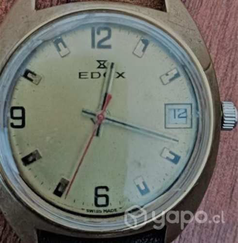 Fino reloj cuerda Suizo EDOX calendario