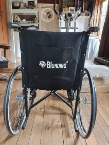 Silla de ruedas Blunding casi nueva
