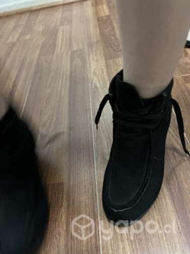 Botín marquis tela gamuza en excelente estado