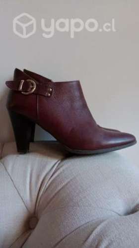 Botín cuero liso Carrano