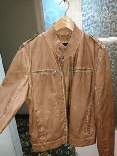 Chaqueta Zara símil cuero