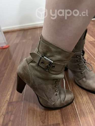 Botín invierno y primavera ,, de cuero talla 39