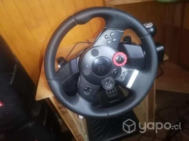 Play 3 con volante de carrera 170.000