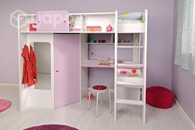 Camarote con escritorio y close