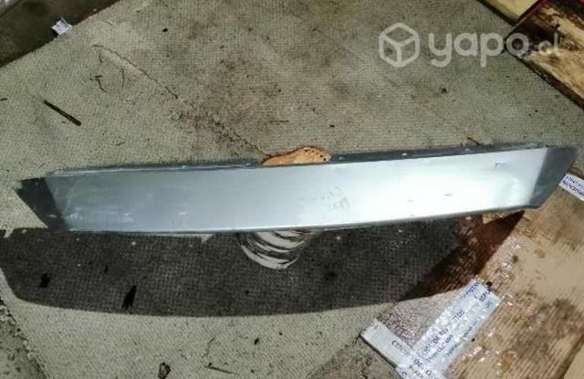 Moldura superior parachoque delantero Mazda 3