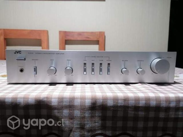 Amplificador jvc