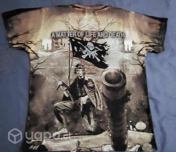 Polera Iron Maiden, estampado completo
