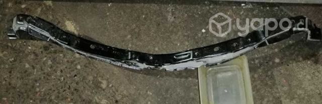 Refuerzo superior parachoque Toyota RAV 4