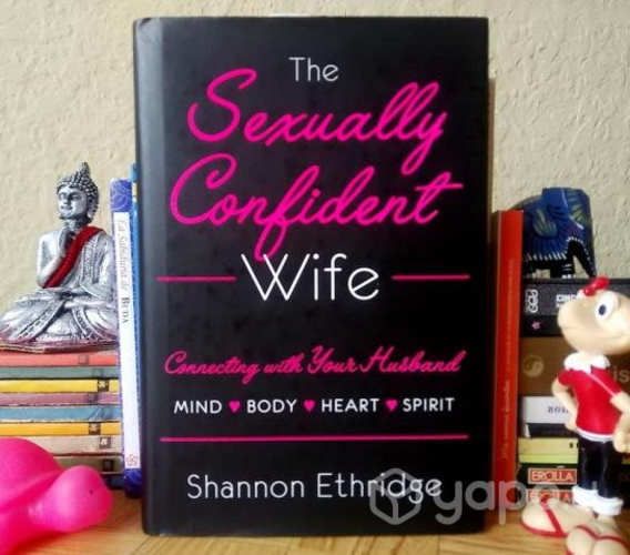 THE SEXUALLY CONFIDENT WIFE / Tapa dura