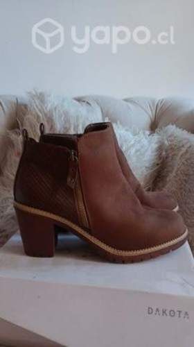 Botín café N-40 marca Dakota