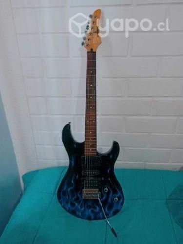 Guitarra eléctrica Yamaha ERG 121C aeorgrafiada