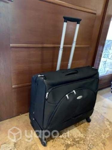 Bolsa de ropa/ Porta traje Sansonite 4 ruedas