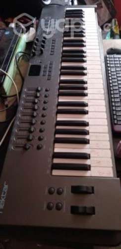 Midi nektar lx61