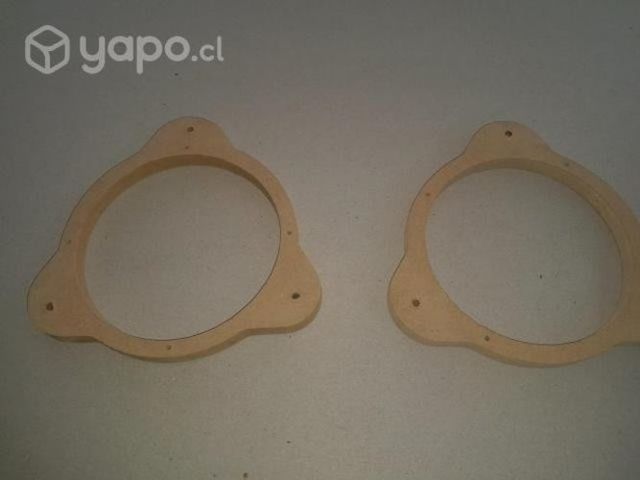 Separador para parlantes de 17 cms con soporte