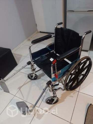 Silla de ruedas plegable standar buen estado