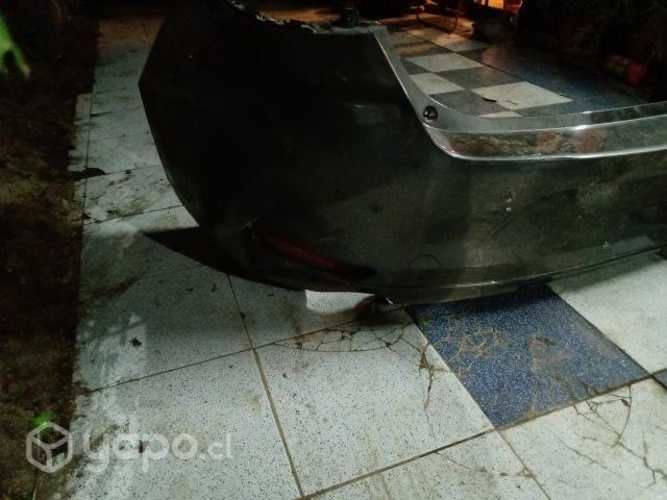 Mazda 3 2022 parachoque trasero original impecable