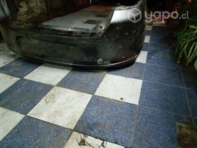 Mazda 3 2022 parachoque trasero original impecable