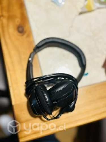 casi nuevo Audífonos