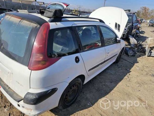 Puerta peugeot 206