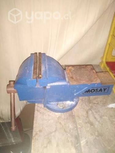 Tornillo de banco casi nuevo