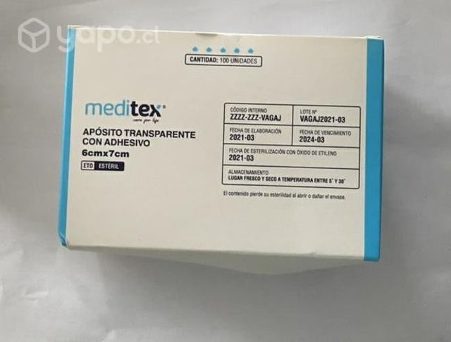Apósito transparente con adhesivo