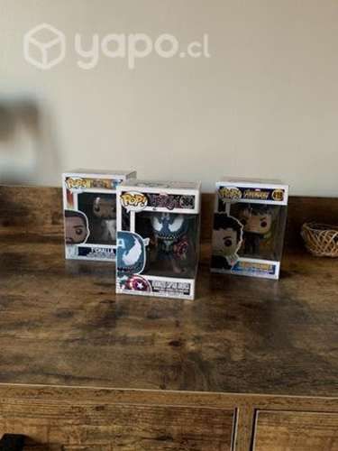 3 funko pops de marvel
