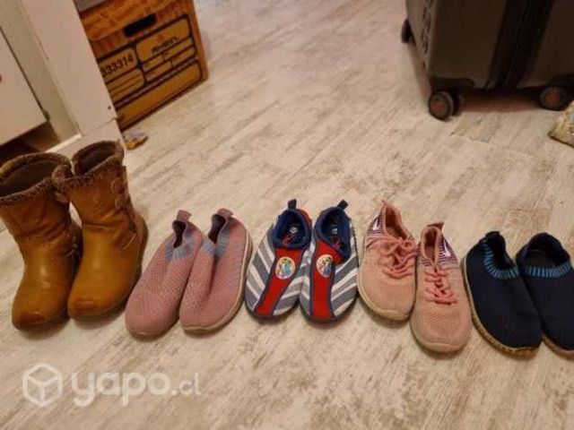 Lote de zapatos y zapatillas