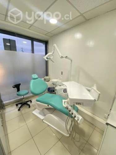 Sillón dental + taburete (usado)