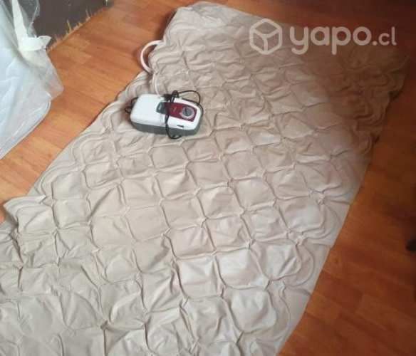 Cama clinica usada con ascesorios