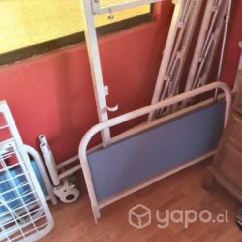 Cama clinica usada con ascesorios