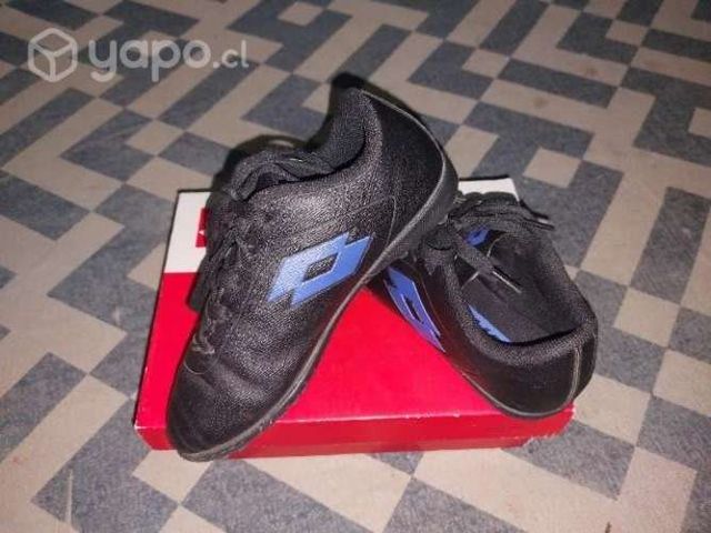 Zapatillas de futbol niño