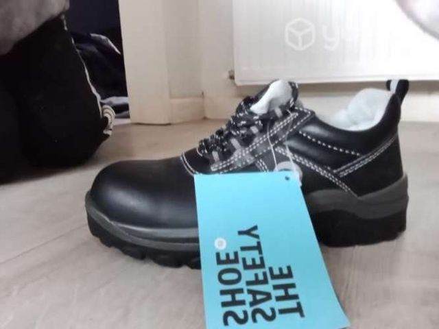 Zapatos bata aislantes