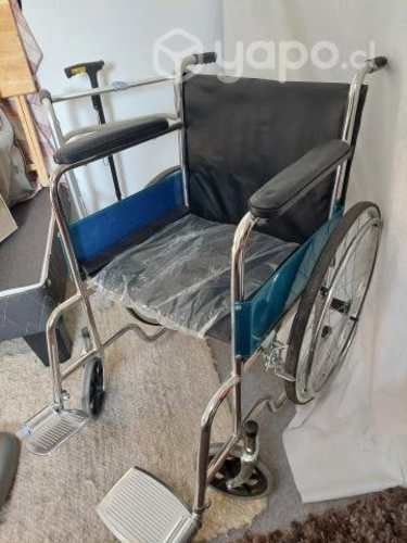 Silla de ruedas practicamente nueva