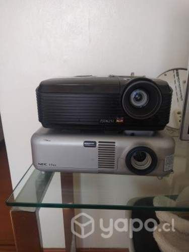 Lote electrónica Pc (proyectores, discos EzDrive,