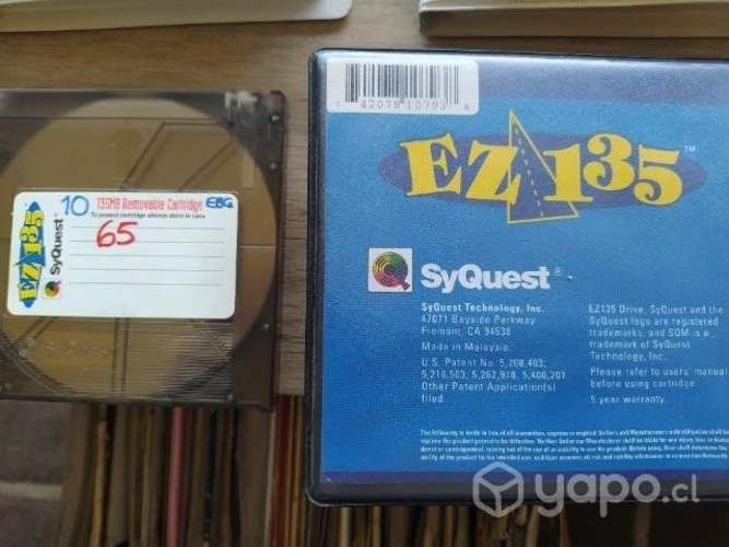 Lote electrónica Pc (proyectores, discos EzDrive,