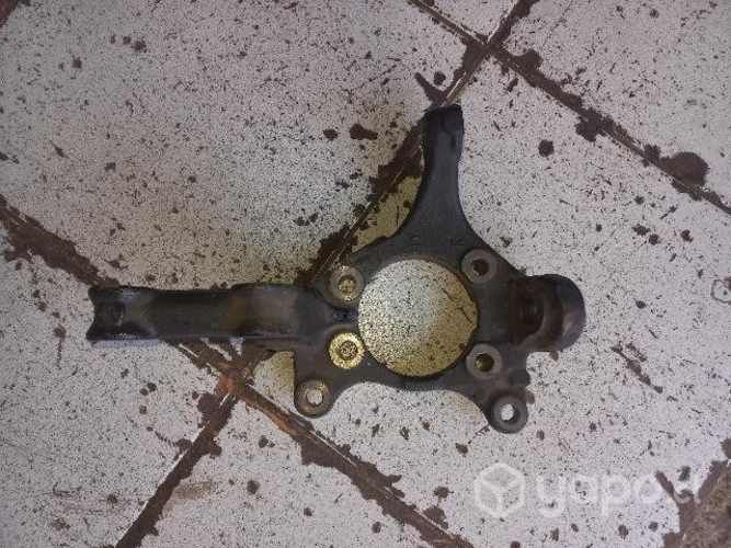 Muñón delantero derecho Toyota rav4 2018