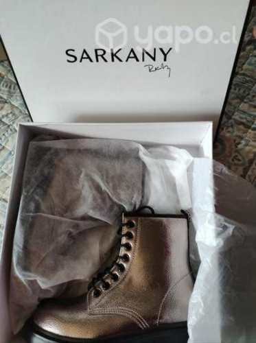 Botines sarkany