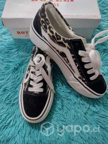 Zapatillas de mujer (37)