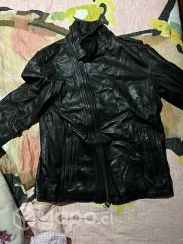 Chaqueta de cuero 100%