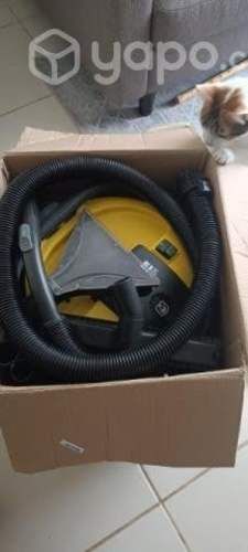 Aspiradora karcher SE4001