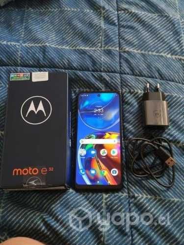 Celular Motorola e32