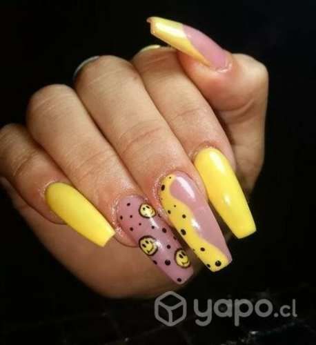 Realizó uñas a domicilio