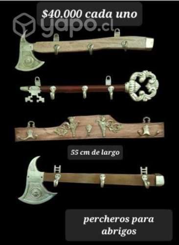Percheros antiguos 40.000 cada uno