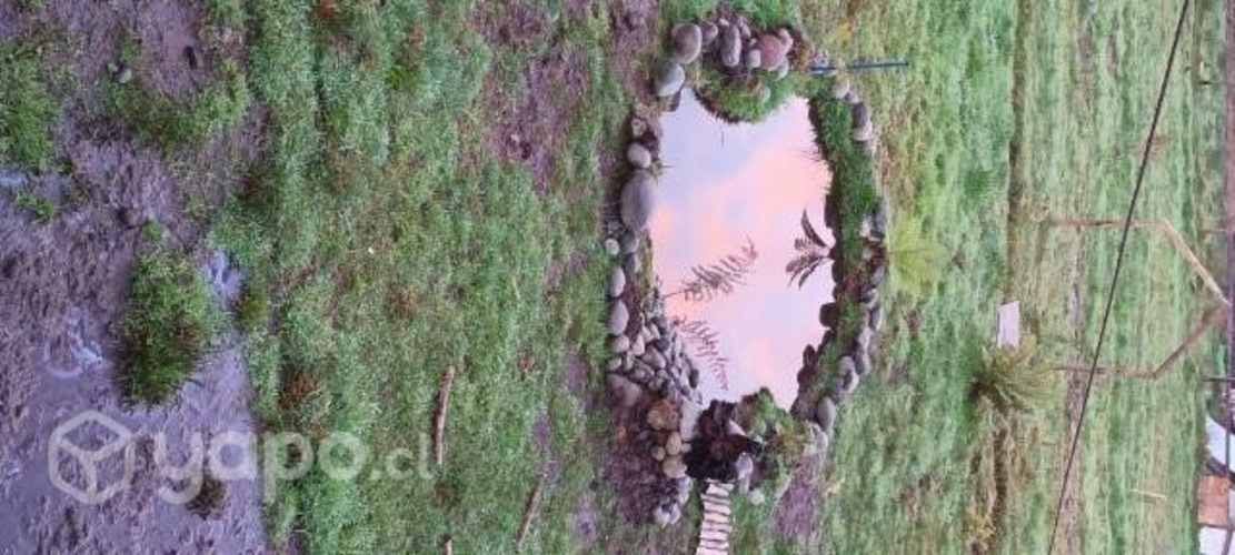 Parcela con 2 casa y rio