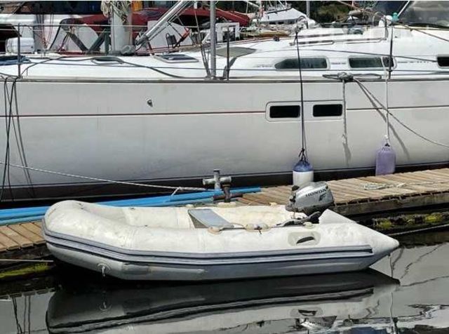 Zodiac Frances + Motor Honda