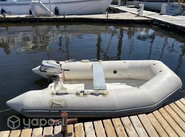 Zodiac Frances + Motor Honda